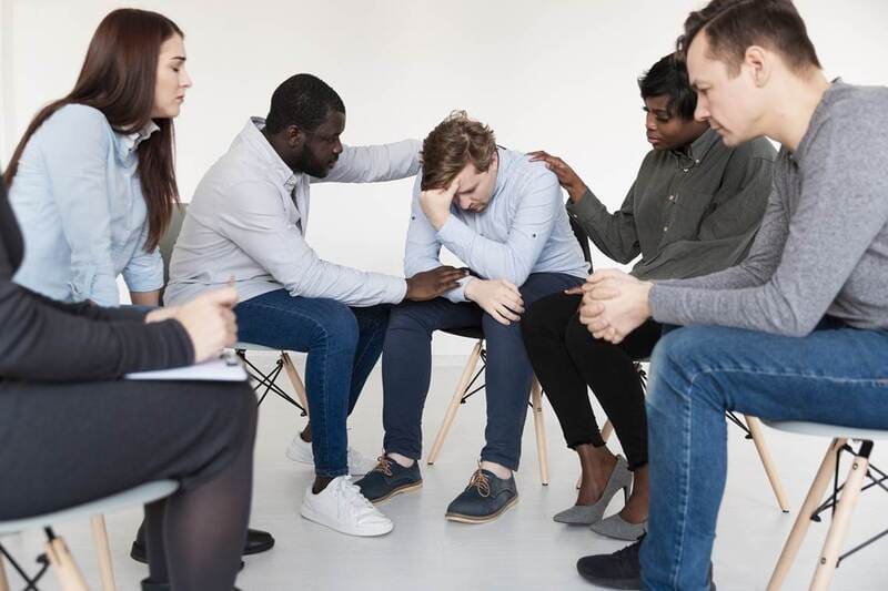 gênio, pessoas demonstrando empatia